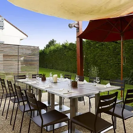 Restaurant Campanile Villennessurseine Poissy 2* Orgeval (Yvelines)